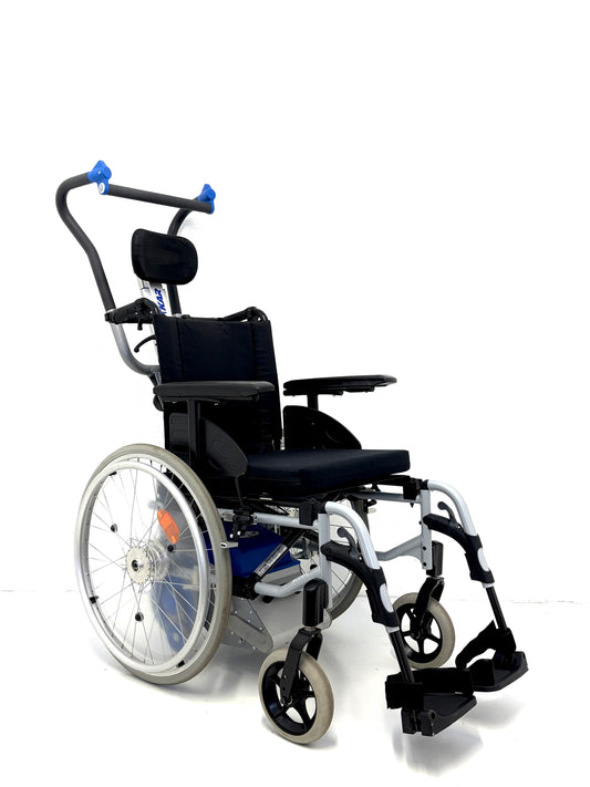 Scalamobil Liftkar Sano mit Rollstuhl