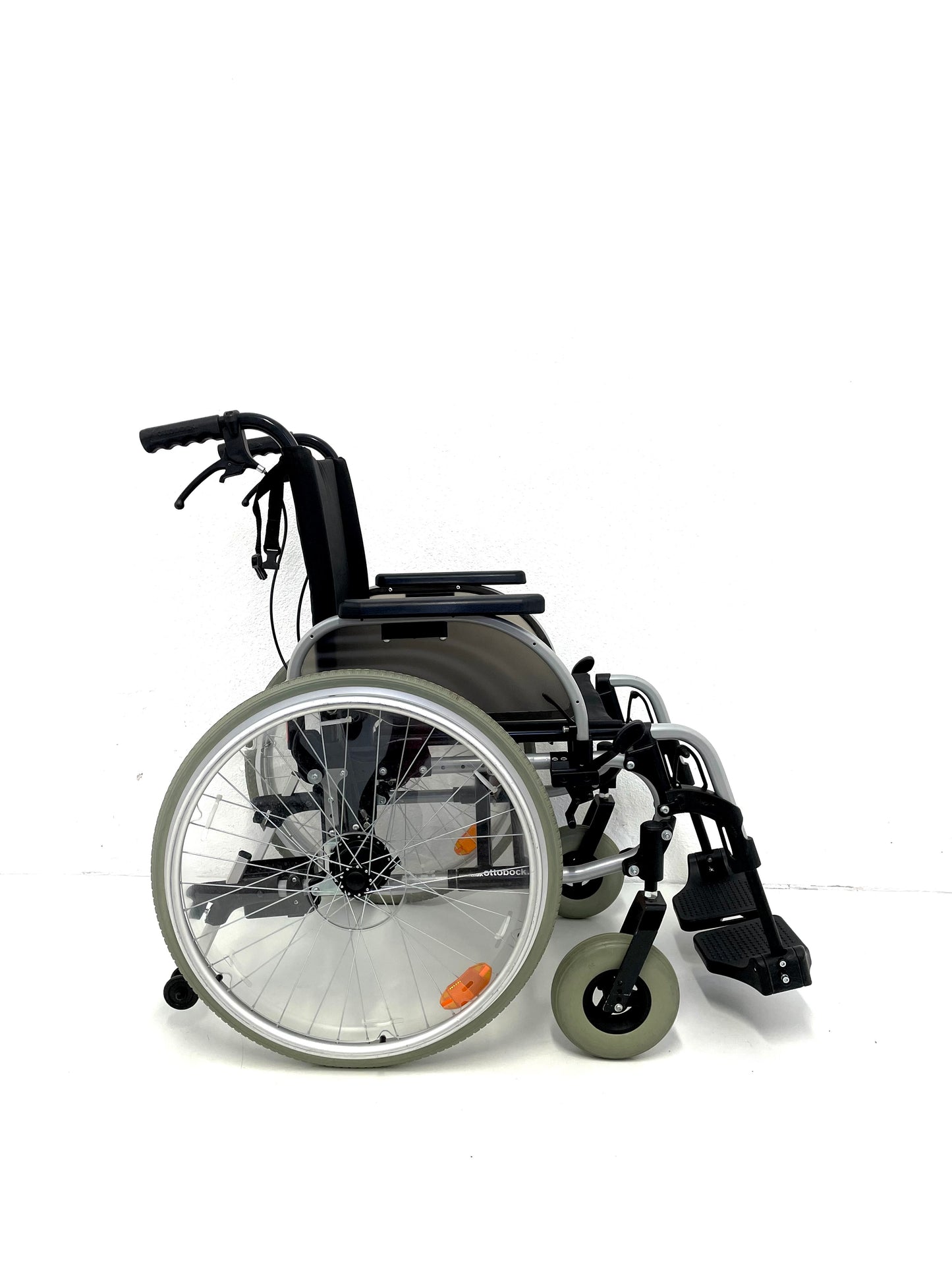 Rollstuhl, Faltrollstuhl Otto Bock Start M1 Intro